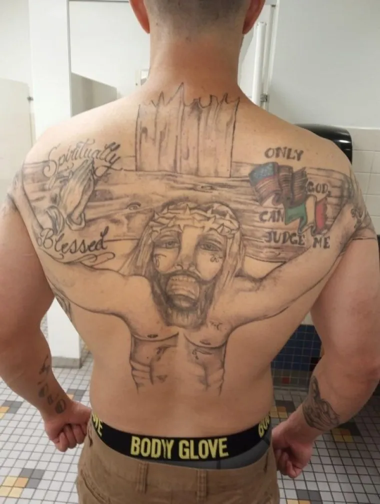 EVO NAM NOVIH KANDIDATA ZA TITULU NAJGORE TETOVAŽE U POVIJESTI: Svaka im čast na ovim hororima, ali stvarno