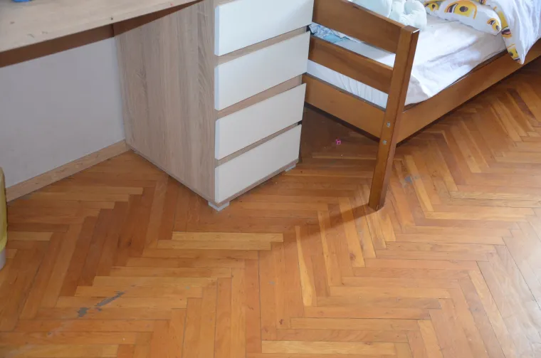 Da ti srce pukne! Pogledajte u kakvim uvjetima žive djeca bez roditelja. Pomozimo im!