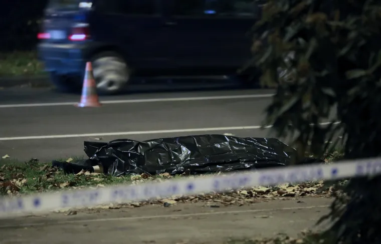 Prizori nakon stravične nesreće u Vukovarskoj: Od siline udarca 75-godi&scaron;nji pje&scaron;ak poginuo na licu mjesta