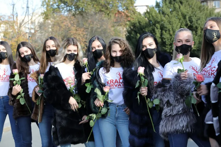U CENTRU ZAGREBA PREDSTAVLJENE LJEPOTICE KOJE ĆE SE BORITI ZA TITULU ‘KRALJICE HRVATSKE’: U njihovom društvu bio je i Bandić