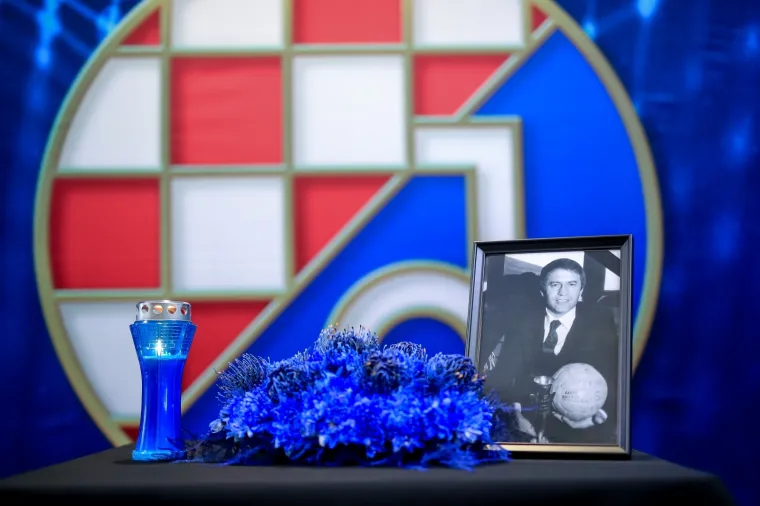 U VIP loži stadiona u Maksimiru održana je komemoracija za preminulog Slavena Zambatu.