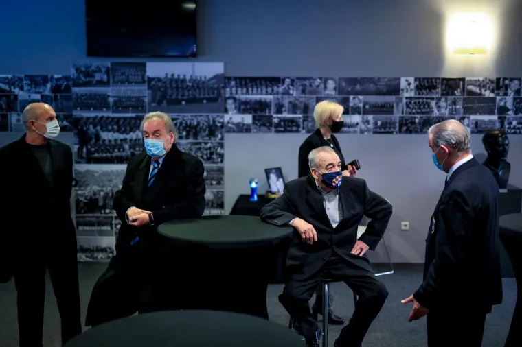 TUŽAN DAN NA MAKSIMIRU: Održana komemoracija za legendarnog Slavena Zambatu