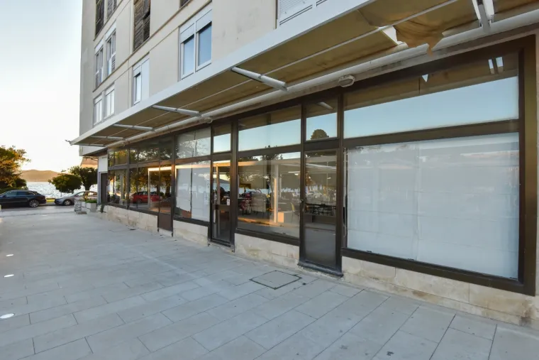 Zadru korona zadaje najteži udarac do sada: Poslovni prostori u gradu zatvaraju se jedan za drugim