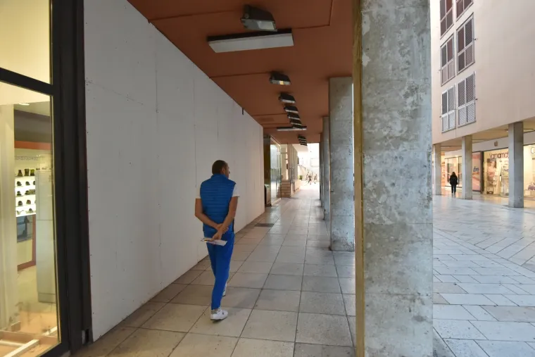 Zadru korona zadaje najteži udarac do sada: Poslovni prostori u gradu zatvaraju se jedan za drugim