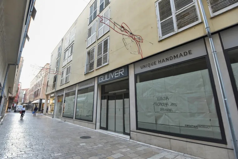Zadru korona zadaje najteži udarac do sada: Poslovni prostori u gradu zatvaraju se jedan za drugim