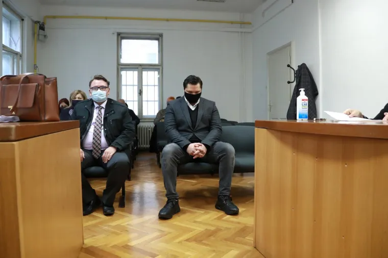 Počelo suđenje Marinu Kameničkom za prometnu nesreću u kojoj su poginule dvije osobe