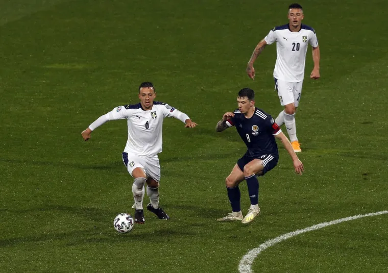 [FOTO] TRENUTAK KOJI JE &Scaron;OKIRAO SRBIJU: Pogledajte prizore povijesne utakmice