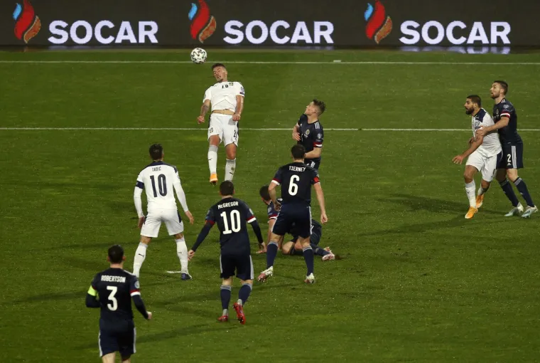 [FOTO] TRENUTAK KOJI JE &Scaron;OKIRAO SRBIJU: Pogledajte prizore povijesne utakmice