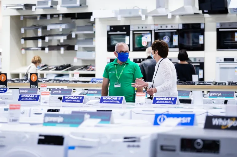 Pevex je u tmurnoj gospodarskoj godini napravio veliki investicijski bum, a kraj godine zaključuju velikim potezom