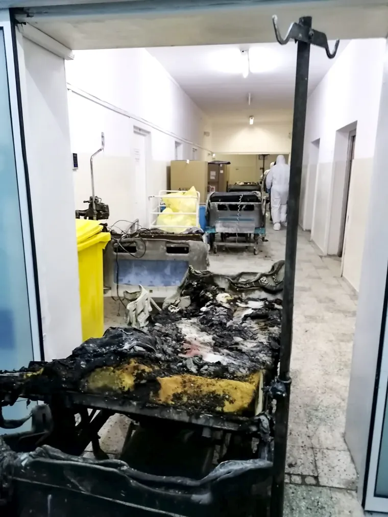 Stra&scaron;ne fotografije iz Rumunjske, 10 ljudi poginulo je u požaru u bolnici