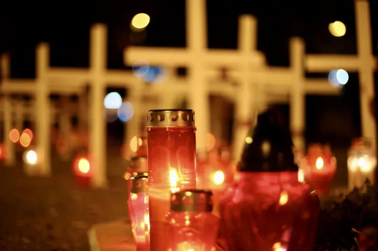 Pogledajte kako su građani diljem Hrvatske odali počast Vukovaru - simbolu hrvatske slobode