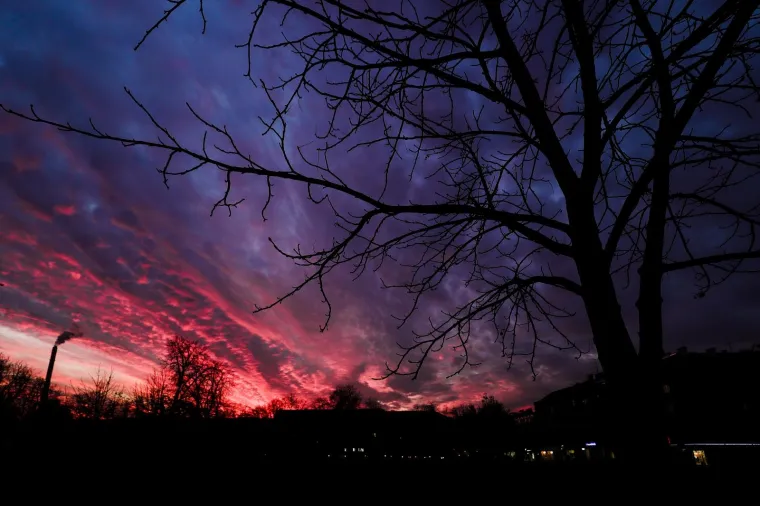 Nikoga ne ostavlja ravnodu&scaron;nim: Pogledajte kako je izgledao zalazak Sunca u Zagrebu!