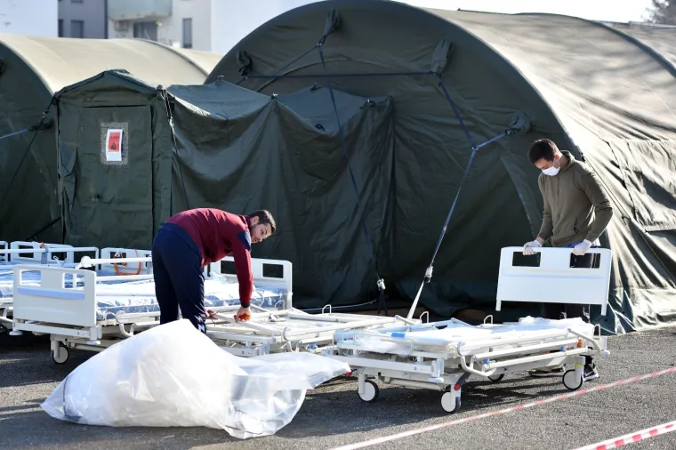 Korona je ovdje udarila najjače! Kafići su zatvoreni, terase sablasno prazne, a stigli su i dodatni kreveti za covid pacijente