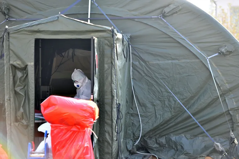 Korona je ovdje udarila najjače! Kafići su zatvoreni, terase sablasno prazne, a stigli su i dodatni kreveti za covid pacijente