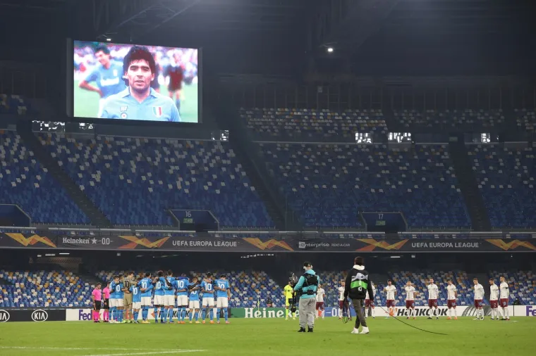 OBRAČUN RIJEKE I NAPOLIJA POČEO S MINUTOM &Scaron;UTNJE: Nikad tužniji uvod u utakmicu na San Paolu