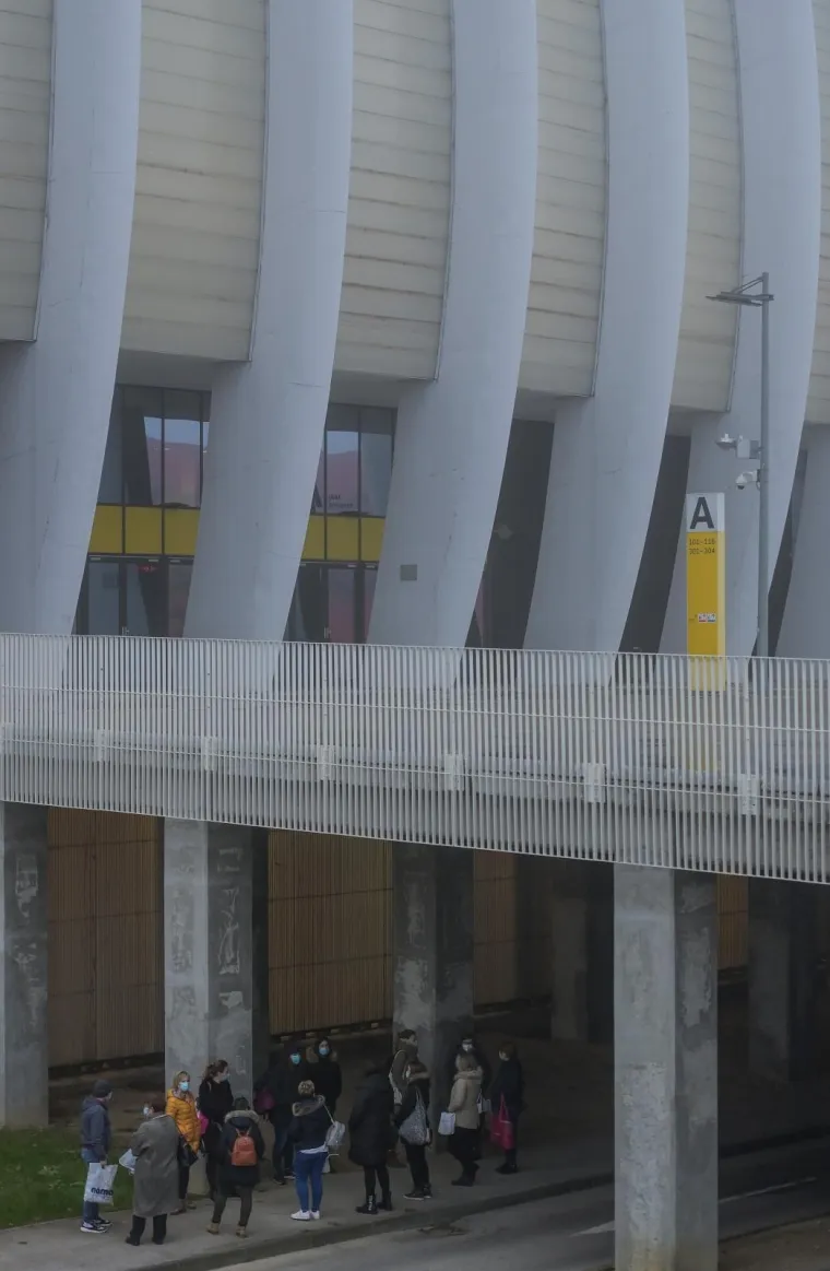 [FOTO] MEDICINSKO OSOBLJE STIGLO U ARENU ZAGREB: Krenula aktivacija, struka se nada rasterećenju bolnica