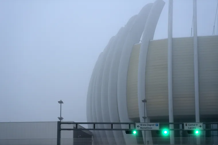 Medicinsko osoblje stiglo u Arenu prije dolaska Covid pacijenata