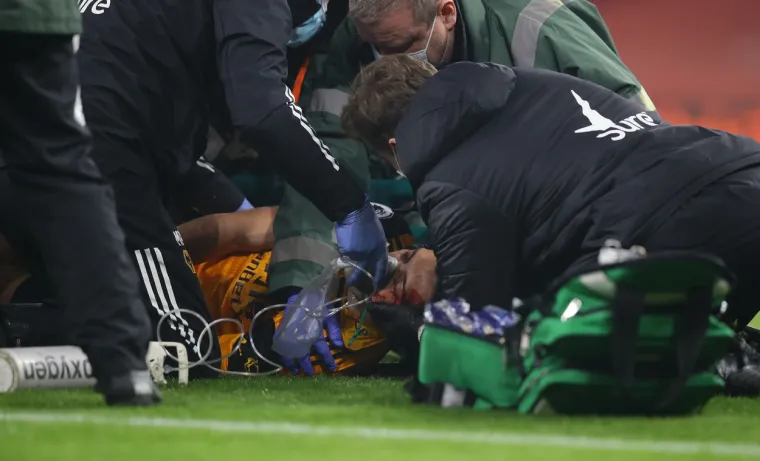 [FOTO] SPA&Scaron;AVALI MU ŽIVOT USRED UTAKMICE: Zaradio ozljedu glave