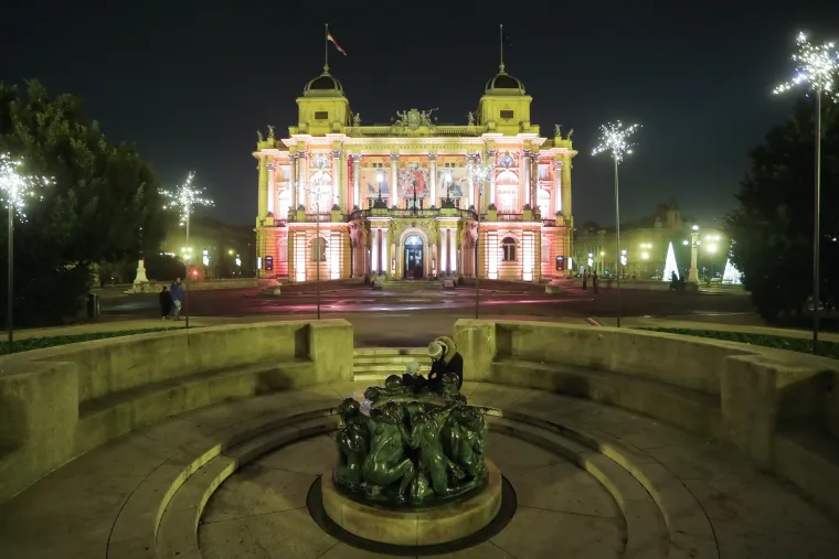 Pogledajte prekrasne prizore s Adventa u Zagrebu! Skromniji, bez buke i gužve, ali u punom sjaju