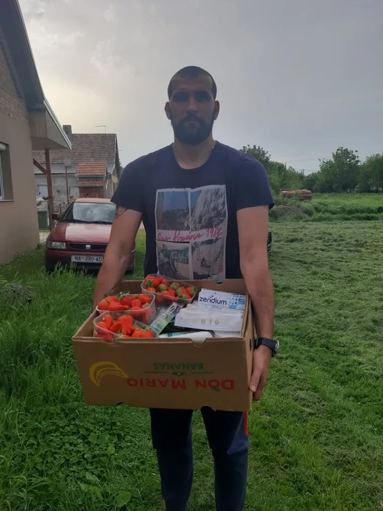 Toliko su skromni da će vas rasplakati: 'Jedan dječak se toliko razveselio salami da nam se srce slomilo'