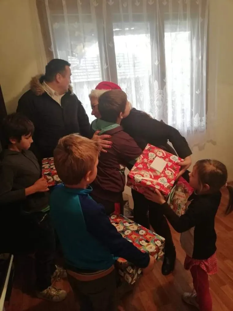 Toliko su skromni da će vas rasplakati: 'Jedan dječak se toliko razveselio salami da nam se srce slomilo'