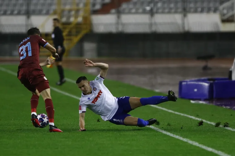 JADRANSKI DERBI: Pogledajte kako je izgledao obračun Rijeke i Hajduka na Poljudu