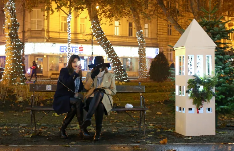 Tužno i hladno: Evo kakva je atmosfera jučer bila u centru Zagreba