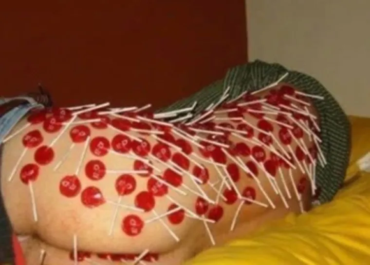 TRI FAZE VIKEND-IZLASKA: Njima se očito jako žurilo izbiti se od alkohola, ali srećom, bilo je dovoljno prisebnih za snimanje...