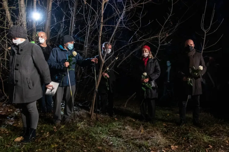 Milo&scaron;ević na komemoraciji obitelji Zec: 'Kako je moguće da se ovakav zločin dogodio, da je pravna država pala na ispitu'