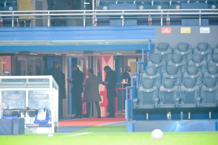 [FOTO] SKANDAL NA PARKU PRINČEVA: Dramatični trenuci u Parizu