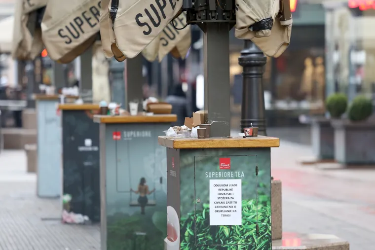 Gotovo tri tjedna nakon zatvaranja: Evo kako danas izgledaju terase kafića