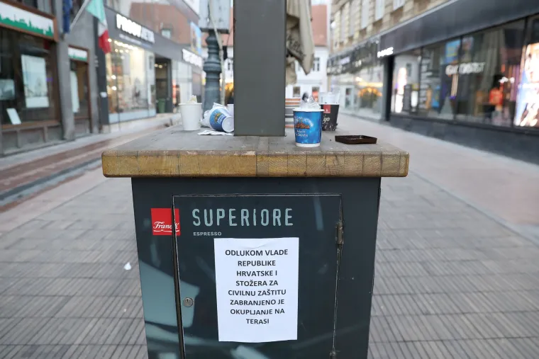 Gotovo tri tjedna nakon zatvaranja: Evo kako danas izgledaju terase kafića