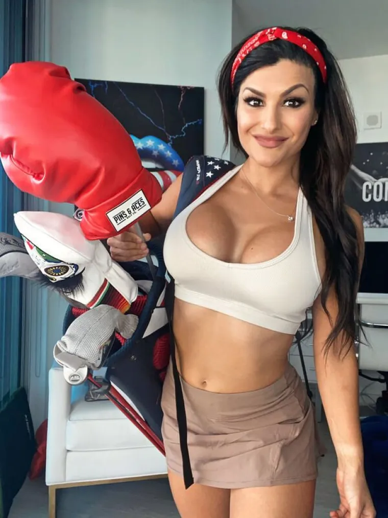 VLASNICE NAJLJEPŠIH GRUDI: Fotografije ovih senzualnih djevojaka definitivno nisu za ljude - slabijeg srca...