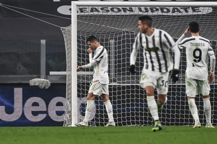 [FOTO] CRISTIANO, PA ŠTO SE DOGODILO? Ovako je ponajbolji nogometaš svijeta promašio penal