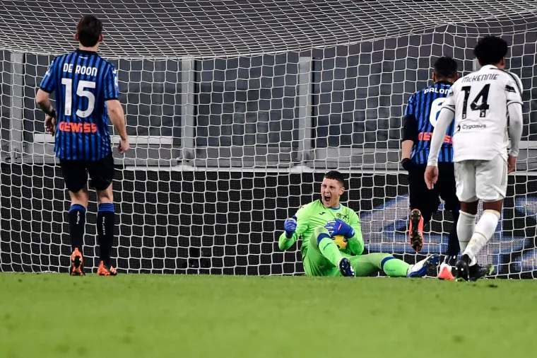 [FOTO] CRISTIANO, PA ŠTO SE DOGODILO? Ovako je ponajbolji nogometaš svijeta promašio penal