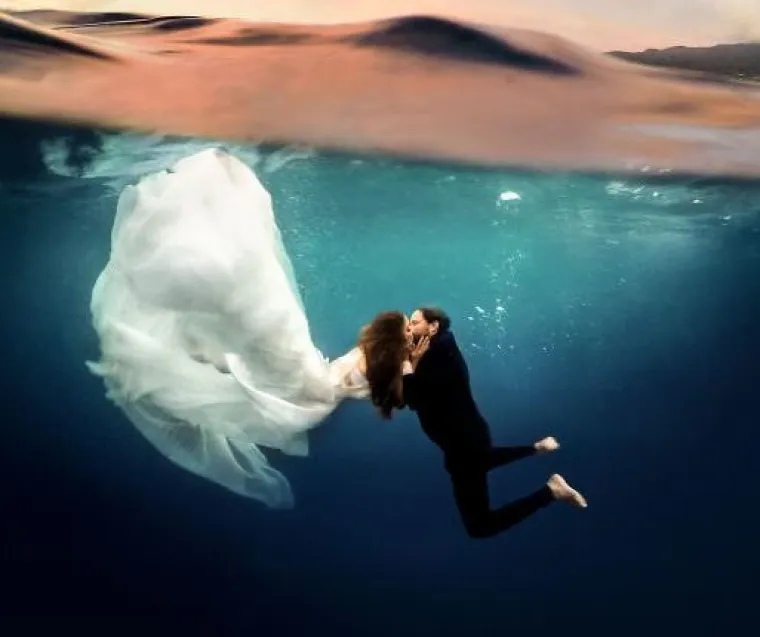 Objavljene su najljep&scaron;e fotke s vjenčanja u 2020. i malo je reći da su savr&scaron;ene!