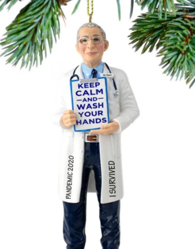 Korona božićni ornamenti za bor su, izgleda, nova atrakcija