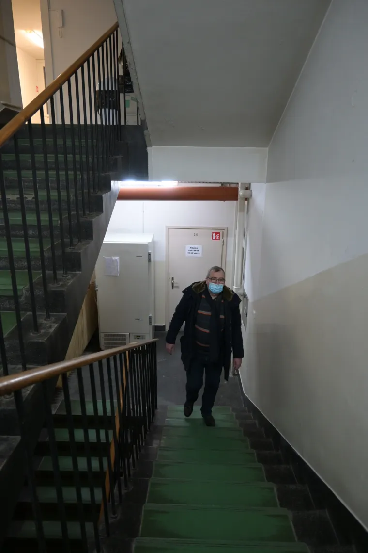 Capak u svitanje dočekao cjepivo! Prve doze stigle u pratnji policije jer se radi o nacionalnoj sigurnosti