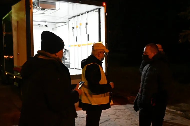 Capak u svitanje dočekao cjepivo! Prve doze stigle u pratnji policije jer se radi o nacionalnoj sigurnosti