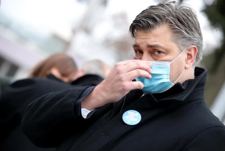 Nada protiv pandemije: Počelo cijepljenje zdravstvenih djelatnika i građana u Hrvatskoj