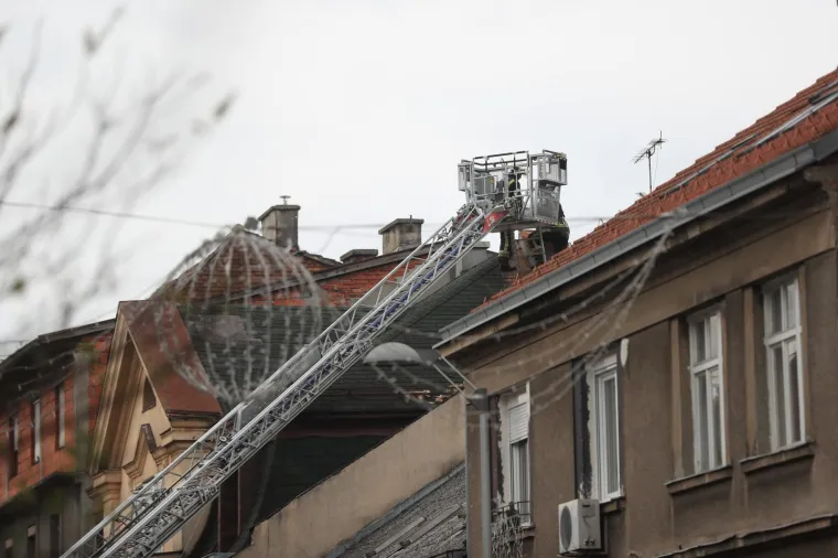 Brojni građani &scaron;irom Hrvatske osjetili su potres zbog kojeg je i u Zagrebu nastala &scaron;teta