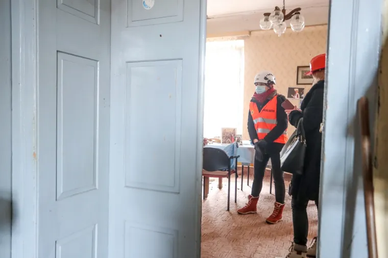 Na baku Ankicu padali su dijelovi stropa dok je spavala, jedva pobjegla: 'Ne znam hoću li moći vi&scaron;e ovdje živjeti'