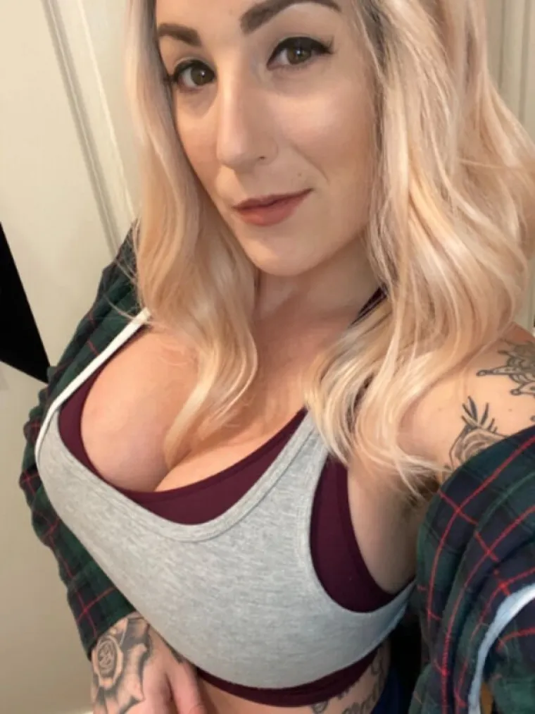 GDJE NEMA SNIJEGA ONE NUDE SVOJE KUGLICE ZA GRUDANJE: Iako, umanjenice nisu ba&scaron; priklade da opi&scaron;u njihove pozama&scaron;ne 'grude'