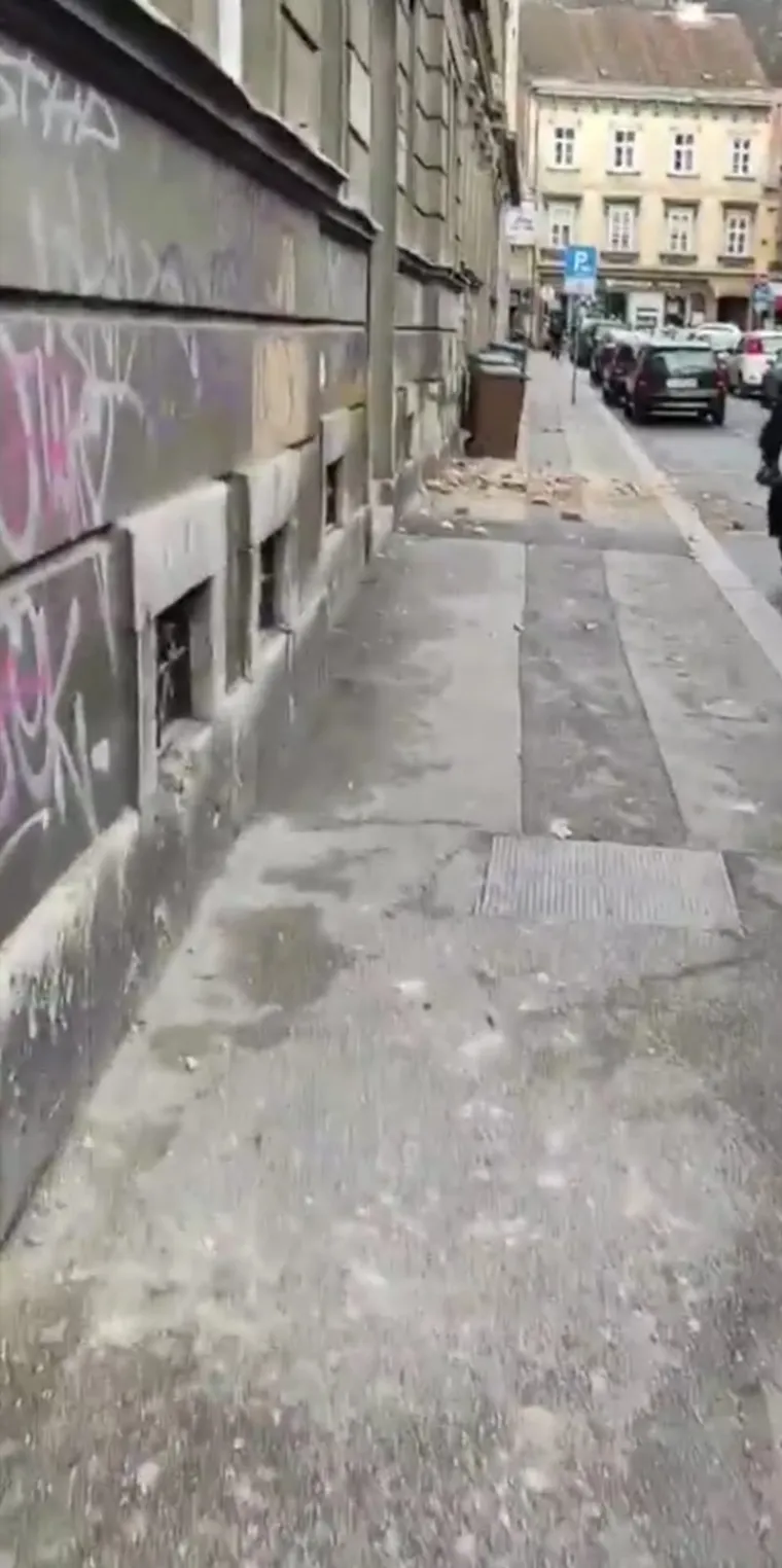 Stra&scaron;ne posljedice razornog potresa: Petrinja izgleda kao u ratu, dijelovi grada sravnjeni sa zemljom, ljudi su pod ru&scaron;evinama