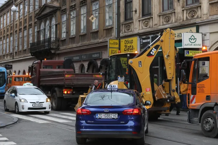 Evo kako izgleda centar Zagreba nakon novog jakog potresa koji je ponovno učinio veliku &scaron;tetu