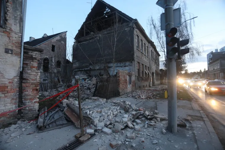 Zbrajanje &scaron;tete u Sisku nastavlja se tokom večeri