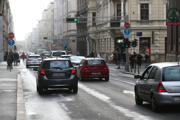 29.12.2020., Zagreb - Centar grada nakon potresa koji je ponovni ucinio veliku stetu. Photo: Matija Habljak/PIXSELL