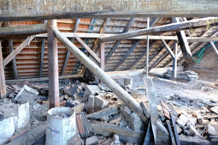 FOTOGALERIJA: Posljedice razornog potresa u Sisku