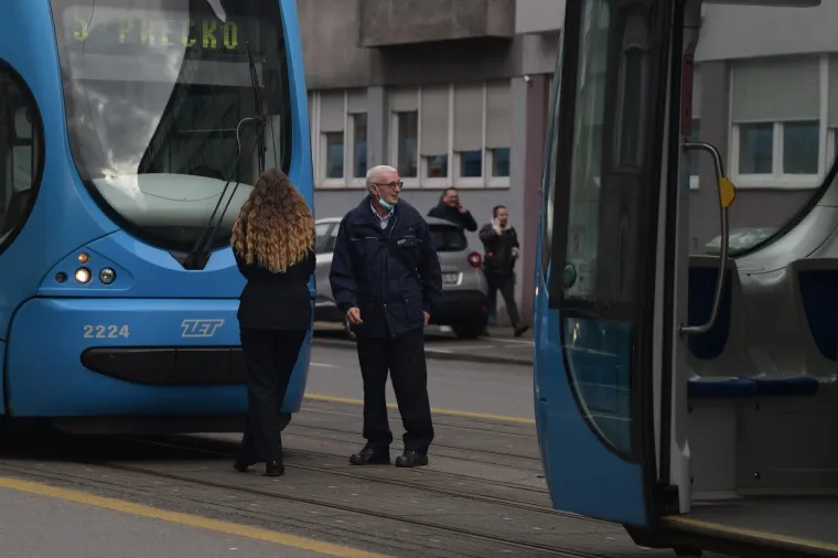 Nakon potresa velike prometne gužve i zastoj tramvaja u &Scaron;ubićevoj ulici