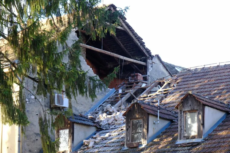 Pogledajte fatalne posljedice potresa u Sisku